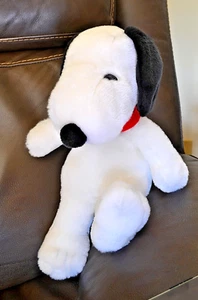 2013 Kohls Cares Snoopy Peanuts 16" Plush Beagle Dog Red Collar Stuffed Animal - Picture 1 of 8