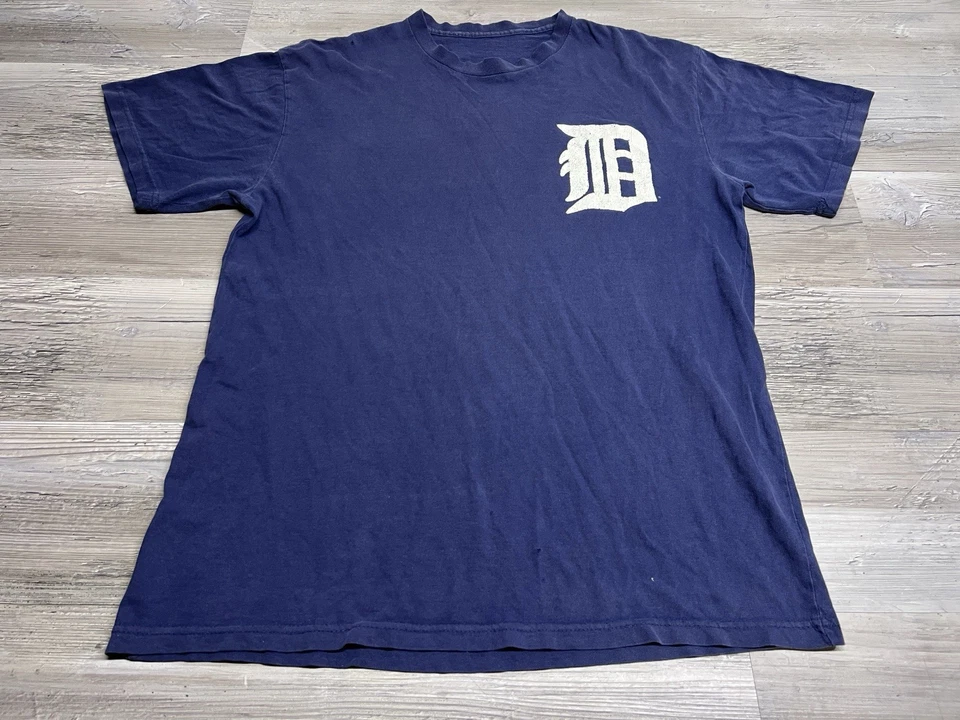 Detroit Tigers Justin Verlander #15 T-Shirt Faded Distressed Short Sleeve Size L - Image 1 of 4