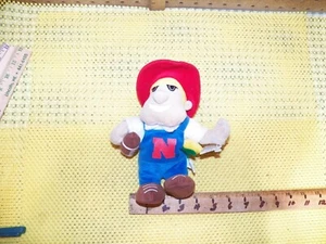 NORTH STAR College Sitzsack Maskottchen NEBRASKA CORNHUSKERS "HERBIE HUSKER" - Bild 1 von 6