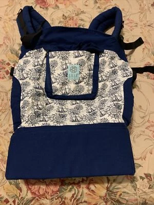 Portabebés Baby LILLEbaby Completo Flujo de Aire - Diseño Náutico Azul Marino Foto 1 de 4