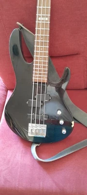 ESP BASS LTD -technisch Okay -kleiner Lackschaden s. Foto-Aktiv Bass - Bild 1 von 4