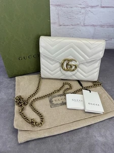 Gucci Marmont Matelasse White Leather Quilted Flap Wallet on Chain Crossbody - Bild 1 von 15
