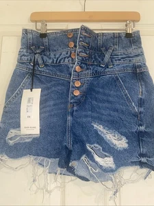 Woman’s Size 8 River Island High Waisted Shorts - Picture 1 of 3