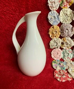 Vtg Small White Pitcher by DAVAR Originals Japan with Gold O and Handle - Picture 1 of 4