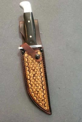 Funda personalizada para cuchillo Buck 124. Cuero marrón. Estampado tejido cesta. Foto 1 de 4