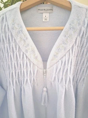 Miss Elaine Womens Robe Housecoat Fleece Sz M Cozy Lounge Warm Zip Up Comfy - Image 1 of 4