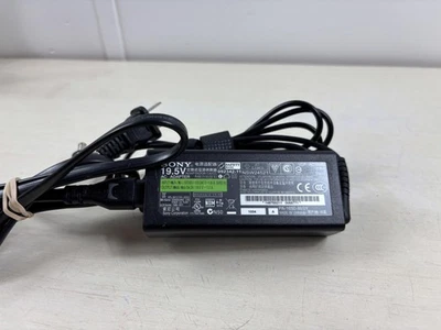 Cargador adaptador de CA Sony VGP-AC19V43 19,5 V fuente de alimentación P/N 092342-11 original OEM Foto 1 de 4
