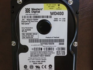 Western Digital WD400BB-23FJA0 DCM:HSCHCTJAH 40gb IDE/ATA 3.5" hard drive - Picture 1 of 1