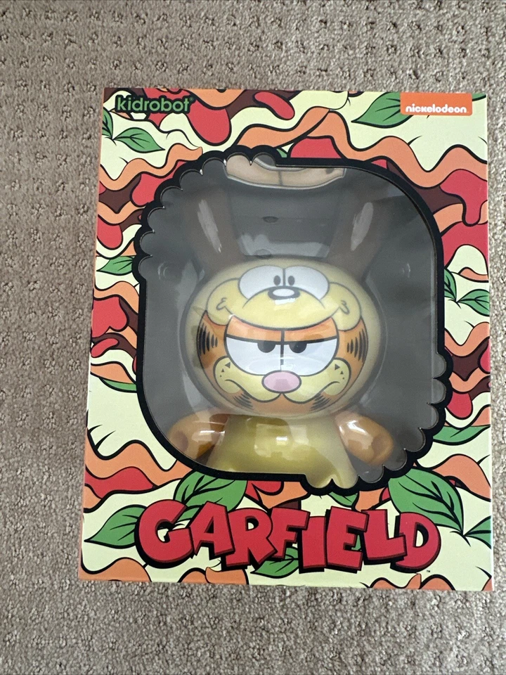 Kidrobot Dunny Garfield Odie Suit MiB - El Impostor Sofubi Vinyl 2022