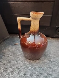 Pfaltzgraff MCM Brown Drip Glaze Jug Pitcher Made in USA 9.25" tall 6 cup - Picture 1 of 9