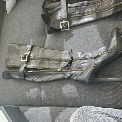 RARE  GIVENCHY VINTAGE RUNWAY BLACK LEATHER Knee High BOOTS Size 41 - Image 1 of 4