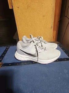 Nike Womens Revolution 6 Size 7.5 US Next Nature DC3729-004 Gray Running Shoes - Picture 1 of 15