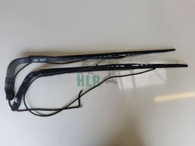 Par de brazos limpiaparabrisas delanteros DAF LF 45. Foto 1 de 4