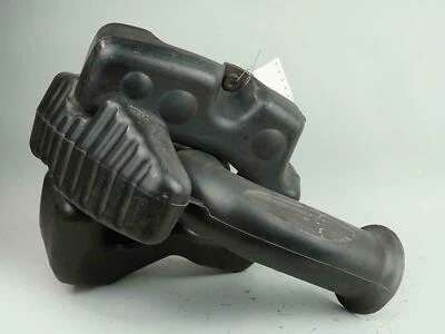 2002 - 2003 Saturn Vue 2.2 Liter Air Intake Resonator Box Duct Tube Hose Pipe - Image 1 of 4