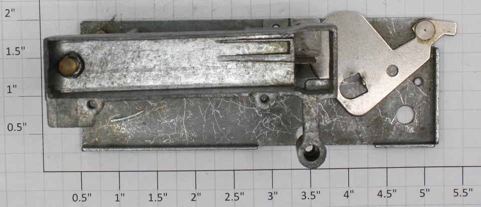 Lionel 3472-33X3 Milk Car Metal Mechanism Only - Image 1 of 1