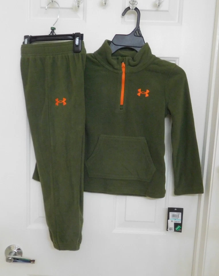 NUEVO CON ETIQUETAS 2 piezas Under Armour Verde Marino 1/4 Cremallera Polar Pullover y Pantalones Conjunto talla 5 6 7 Foto 1 de 1