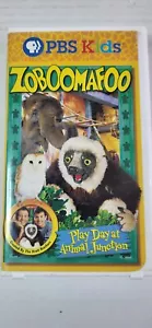 PBS KIDS Zoboomafoo: Play Day at Animal Junction ( VHS, 2000) TESTED - Foto 1 di 4