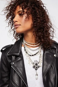 NEW Free People Metallic Girl In The Pearls Statement Necklace - Picture 1 of 1