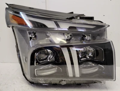 Faro LED pasajero derecho Hyundai Santa Fe 2021-2023 OEM 92102-S2600 Foto 1 de 4