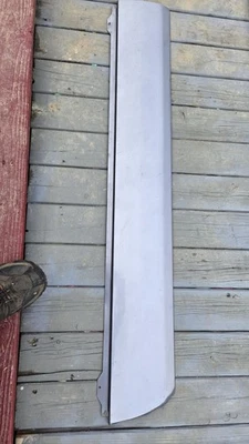 90 93 92 91 Buick Riviera OEM puerta izquierda moldura panel impacto moldura Foto 1 de 4