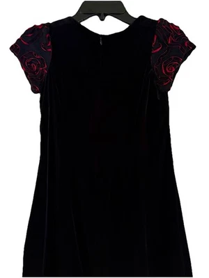 Vestido de fiesta de terciopelo Jona Michelle para niñas pequeñas talla 10 negro con flores de encaje rojo Foto 1 de 4