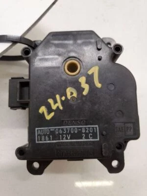 雷克萨斯 LS430,Electrical Misc Servo Motor,2001,4.3L 升,V8,3UZFE,63700-8201 — 第 1/4 张图片