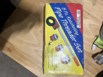 New ratchet pipe threader kit   5 pc 1/2, 3/4 and 1 " pipe die, rachet head - Image 1 of 3