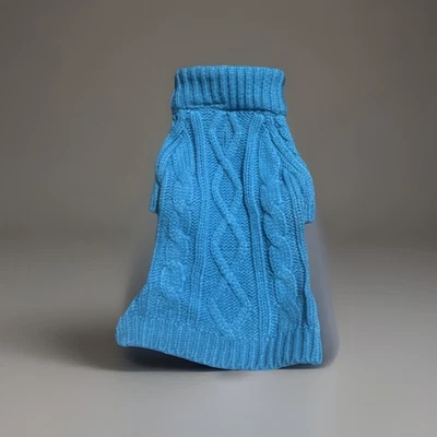 DOGO 经典电缆毛衣蓝色 - 中号人造毛皮 — 第 1/3 张图片