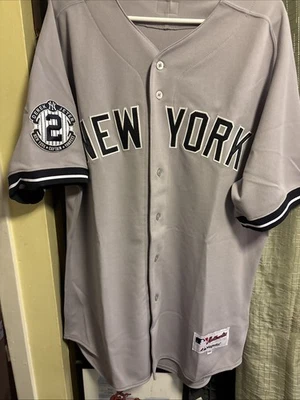 Футболка капитана MAJESTIC Athletic DEREK JETER NEW YORK YANKEES с нашивкой размер 48 - Изображение 1 из 4