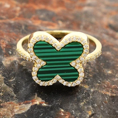Anillo trébol de oro amarillo de 14k con diamantes y piedras preciosas de malaquita talla 7,5 Foto 1 de 4