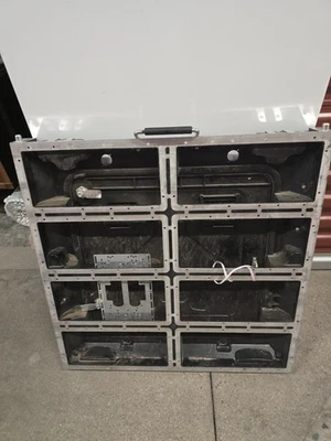 Pantalla LED diecast aluminio armario 640x640 mm  Foto 1 de 4