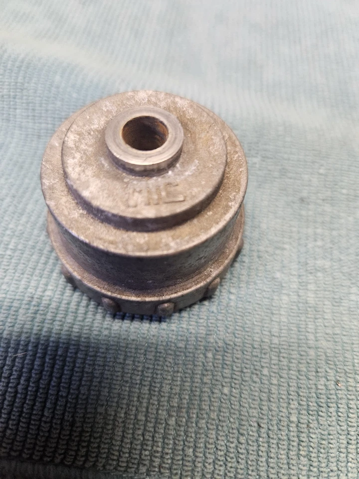 Tapa de carburador DT 250 1978 Foto 1 de 3