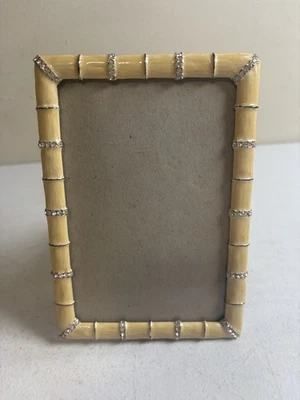 Marco de fotos ASHLEIGH MANOR 4x6 marco de cristal de bambú perlado dorado Foto 1 de 4