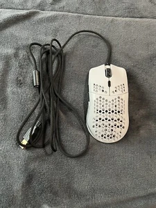 Glorious Model O Wired PC Gaming Mouse - White (GO-WHITE) - Photo 1/4