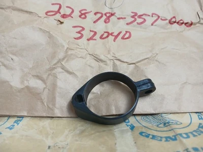 HONDA CR/MT 250 1973 A 1976 ELSINORE NOS EMBRAGUE ABRAZADERA DE CABLE 22878-357-000 Foto 1 de 4