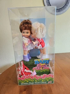 Baby Face Store Display 2 Puppen Galoob Vintage Puppenkoffer sehr selten - Bild 1 von 11