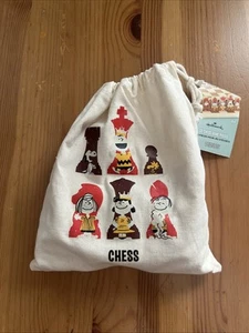 Peanuts Chess Game Pieces (32 Pcs) - Hallmark Exclusive New With Tags NWT - Picture 1 of 11