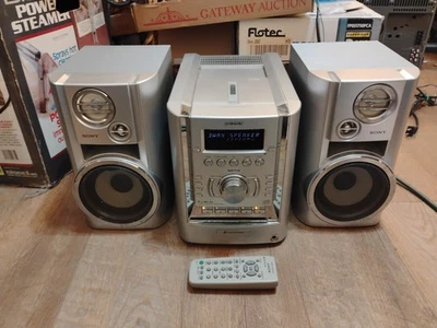 Sistema estéreo Sony HCD-HP7 cambiador de CD 5 discos reproductor de casete AM/FM con control remoto Foto 1 de 4