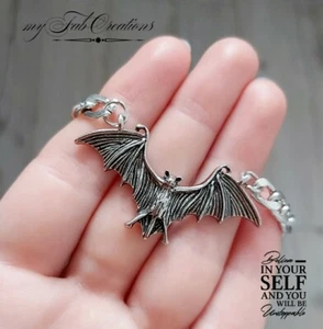 Gothic Bat Pendant Choker Punk Vintage Style Silver Chain Necklace Gift - Picture 1 of 4