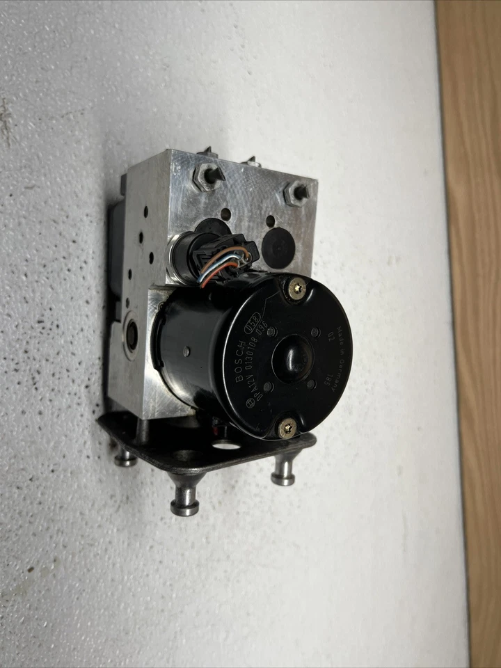 ⭐️⭐️⭐️ Bomba freno antibloqueo ABS Mercedes E320 CLK320 2000 MÓDULO A 004 431 48 12 Foto 1 de 4