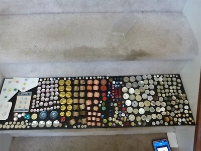 275+vintage button lot mix plastic glass shell iridescent moonglow opalescent#84 - Image 1 of 4