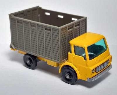 Nice Vintage Matchbox Lesney 1-75 Series Regular Wheel #37 Dodge Cattle Truck - Image 1 of 4