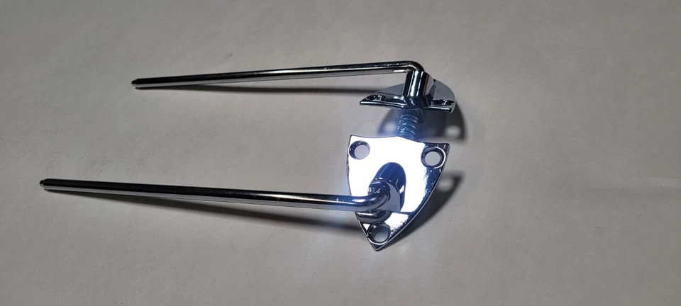 Soporte para parasol cromado Ford 1935-1948 68-47380-C envío gratuito Foto 1 de 1