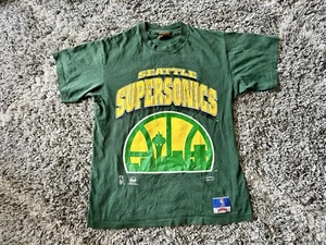 Nutmeg NBA Seattle Supersonics T Shirt sz M Made In USA Vintage kemp payton gp - Picture 1 of 7