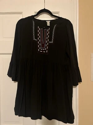 Forever 21 Womens Sz Medium M Black With White-Maroon Embroidery Peasant Dress - Image 1 of 4