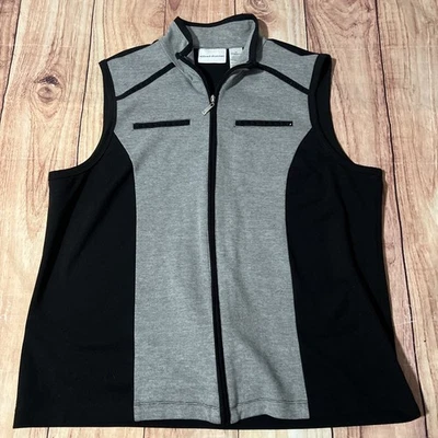 Women's Zip Up Vest Alfred Dunner Size 14W Black Grey Lightweight Golf - Image 1 of 4