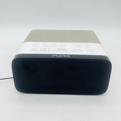 Pure Siesta Rise DAB+ DAB FM Alarm Clock Digital Radio USB Charging Plug - Image 1 of 4