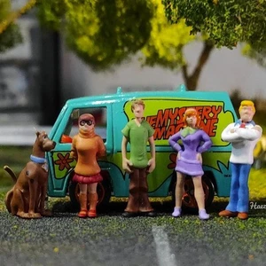 1/64 Scale Diorama Figure Set Mystery Van Crew Style Painted Miniature Scene - Picture 1 of 3