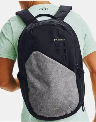 Mochila Under Armour preta/cinza nova com etiquetas - Imagem 1 de 4