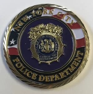 NYPD-BÜRO DES ABTEILUNGSCHEFS #2 im NYPD-Kommando Einheit für häusliche Gewalt - Bild 1 von 2